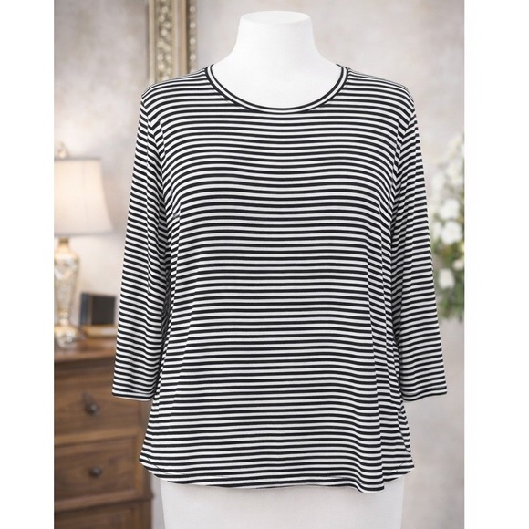 Chico's Tops - Chico's Striped Knit Top Size 3 XL Black White 3/4 Sleeve High-Low Hem